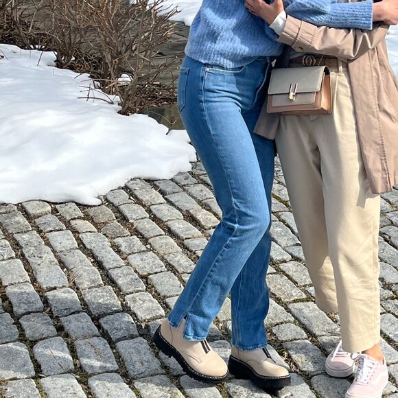 PAIGE Sarah High-Rise Straight-Leg Jeans - Picture 3 of 9